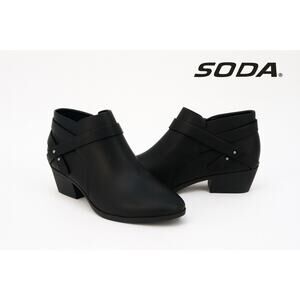 SODA Women’s Black Faux Leather Ankle Boots Size 11